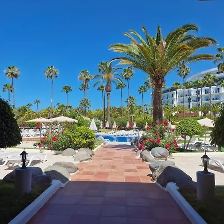 아파트 Altamira Paradise 아데제